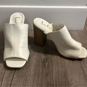 While Miles size 6.5